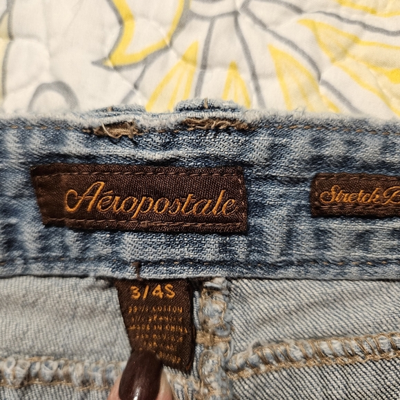 Aeropostale Women's Stretch Boot Jeans - Size 3/4 Short - Picture 2 of 5